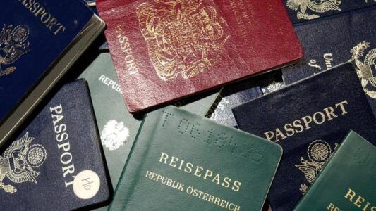 blue uk travel document to spain